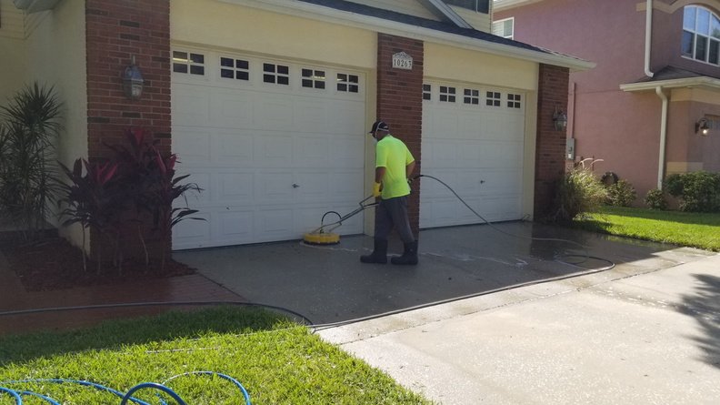 soft-pressure-washing-1-20201010_143600.jpg